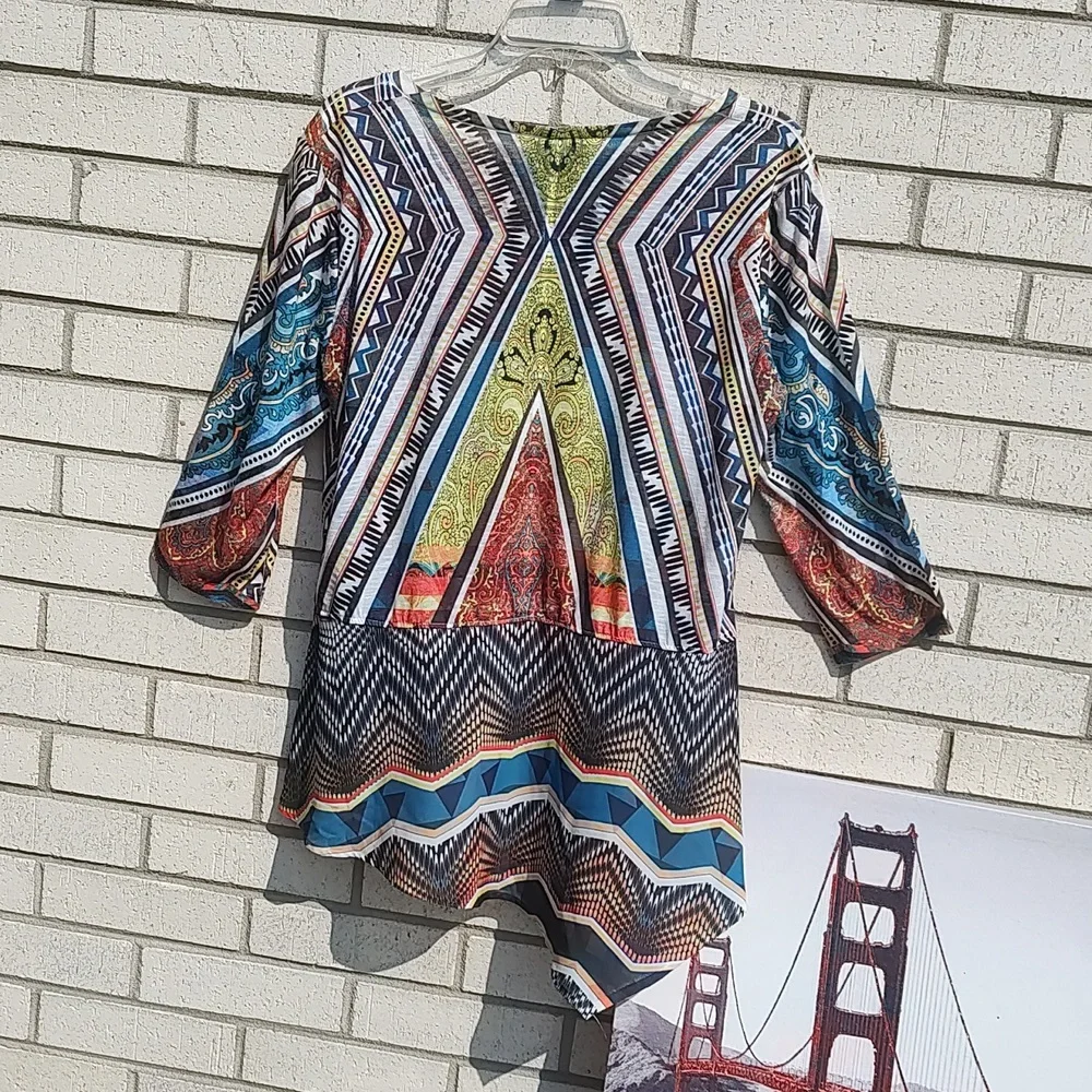 Multi-Color Top - Picture 9 of 10